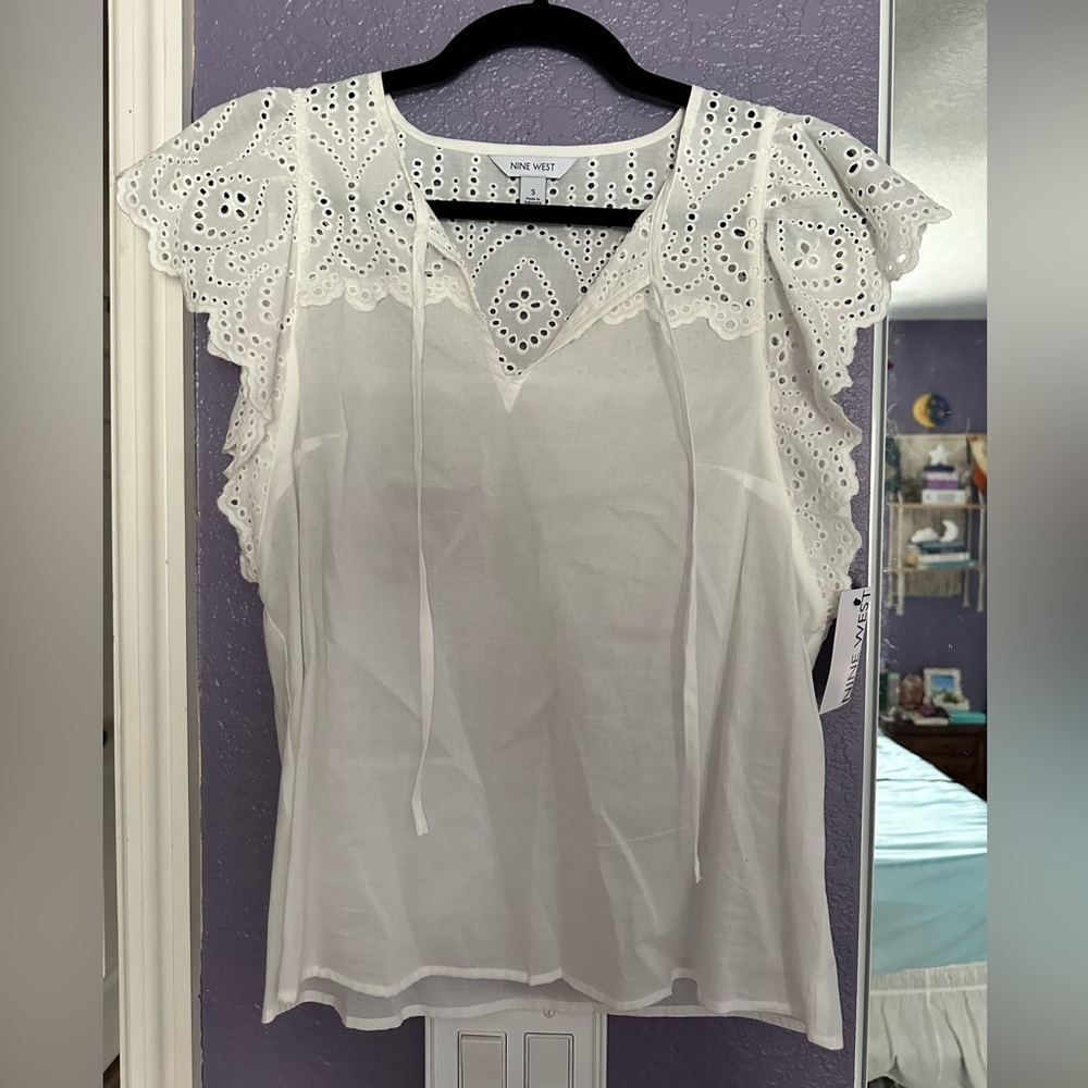 Nine West White Ruffled Tie Front Blouse
